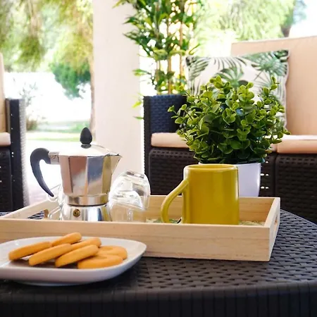 Brezza Marina With Beautiful Garden Guest house