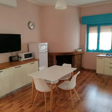 Brezza Marina Piras Maria Cristiana Гостевой дом *