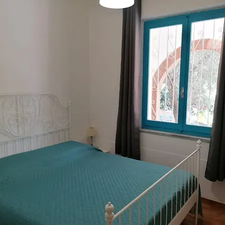 Гостевой дом Brezza Marina Piras Maria Cristiana Куарту-Сант'Элена