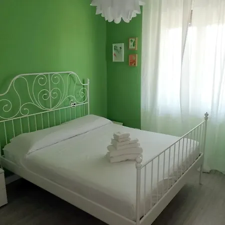 Brezza Marina Piras Maria Cristiana Куарту-Сант'Элена